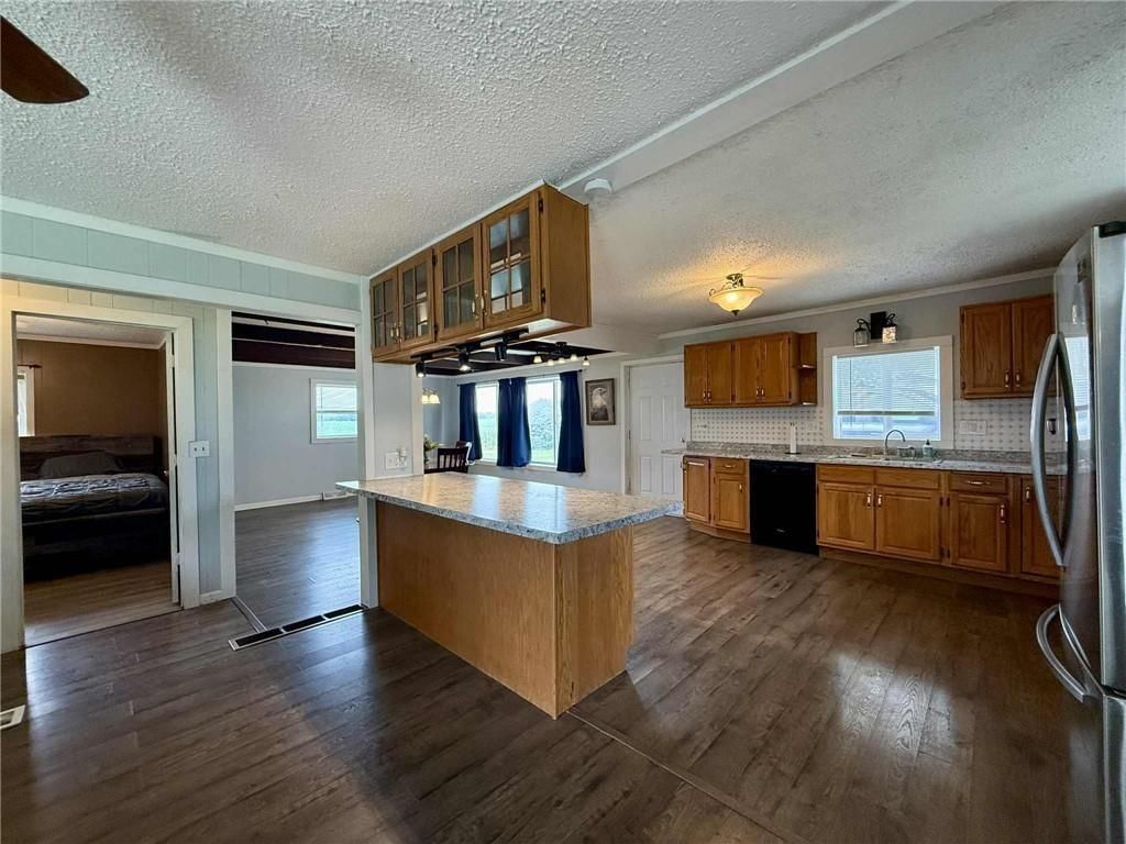 24817 24 Highway, Waverly, MO