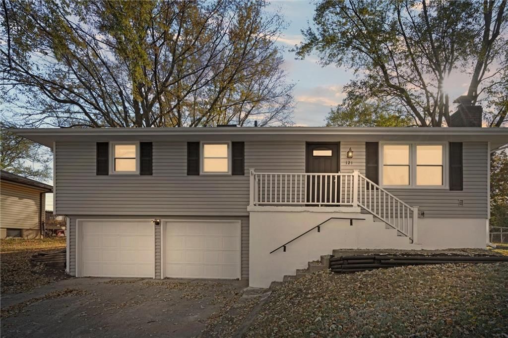121 SW 21st Street — photo 2