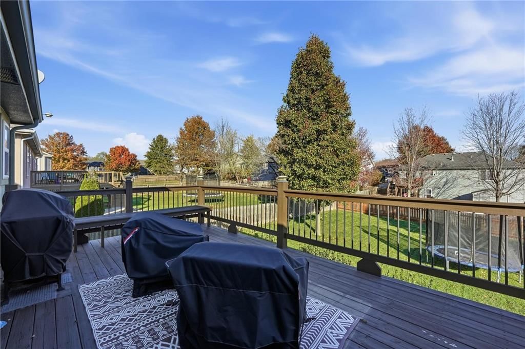 11515 N DITZLER Avenue — photo 10