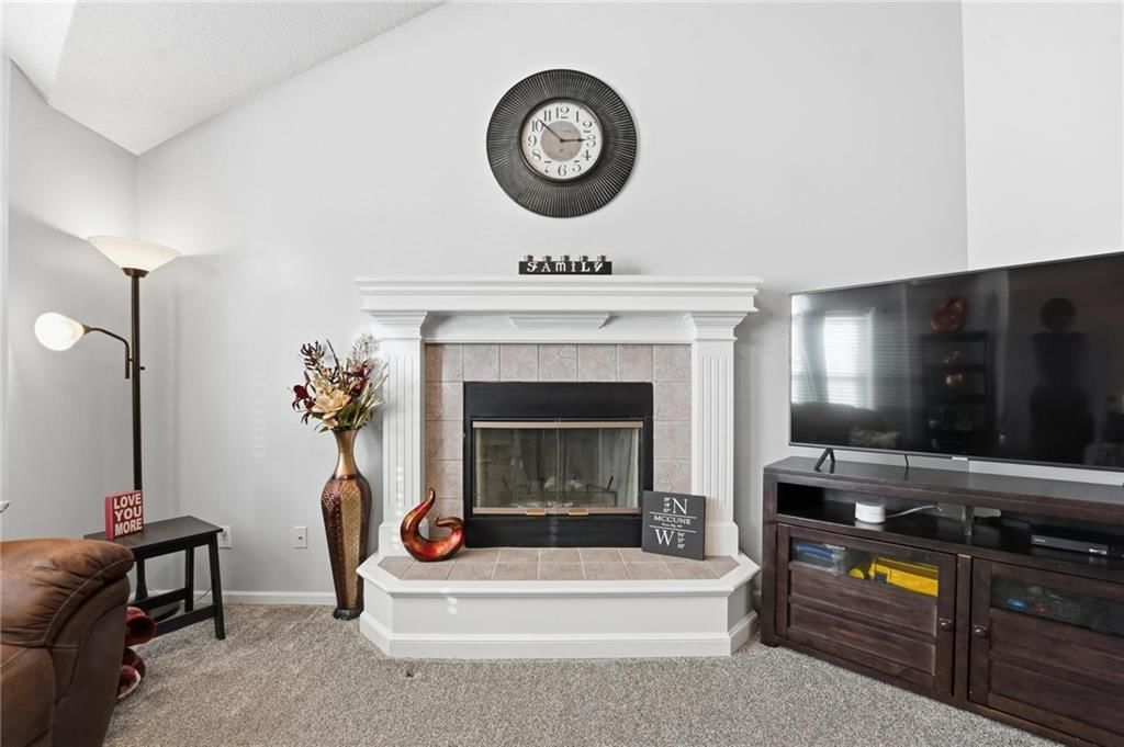 11515 N DITZLER Avenue — photo 22