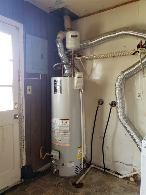 Photo 12 of 12 - 4718 Woodend Avenue
