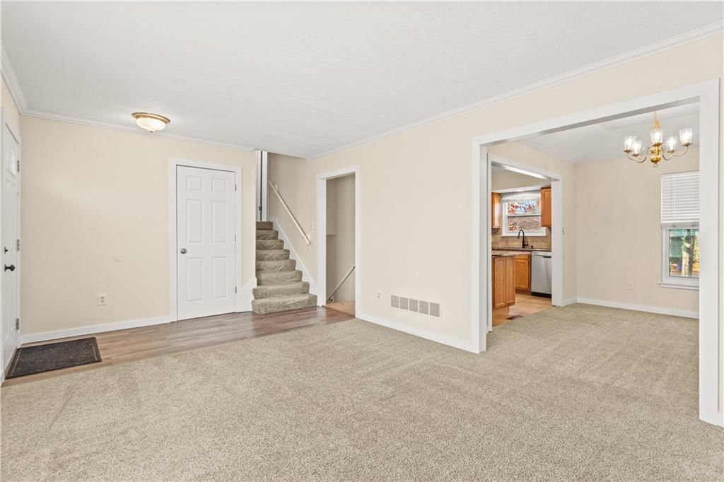 1631 S Kenwood Street — photo 8