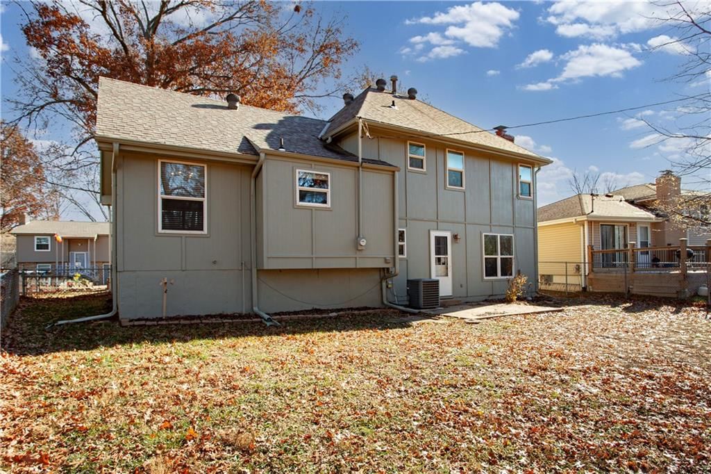 1631 S Kenwood Street — photo 30