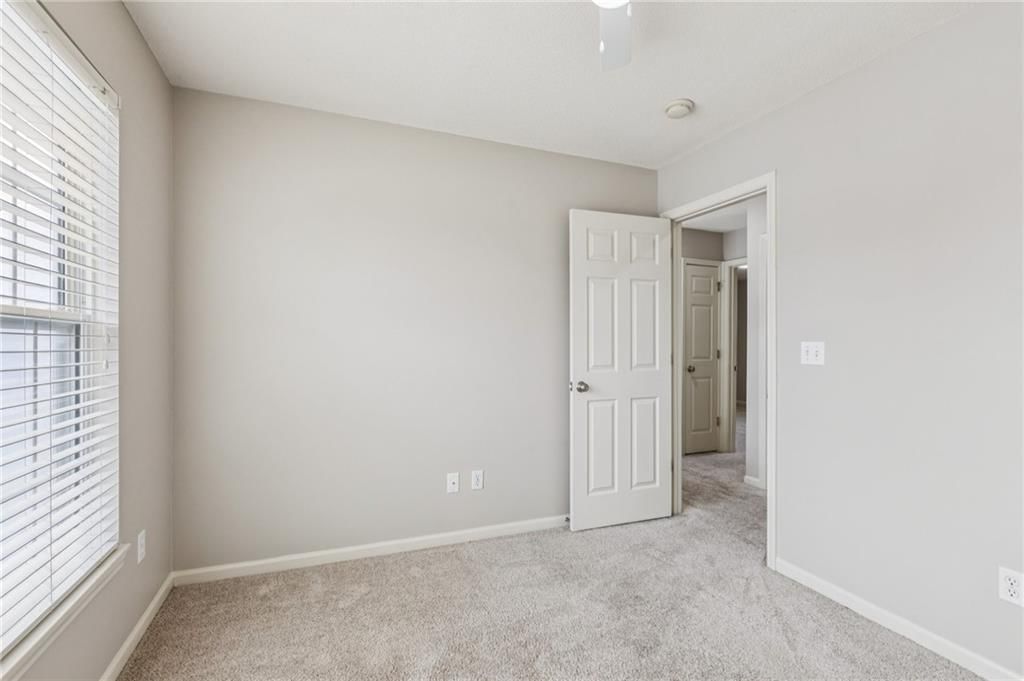 12118 S Monroe Street — photo 27