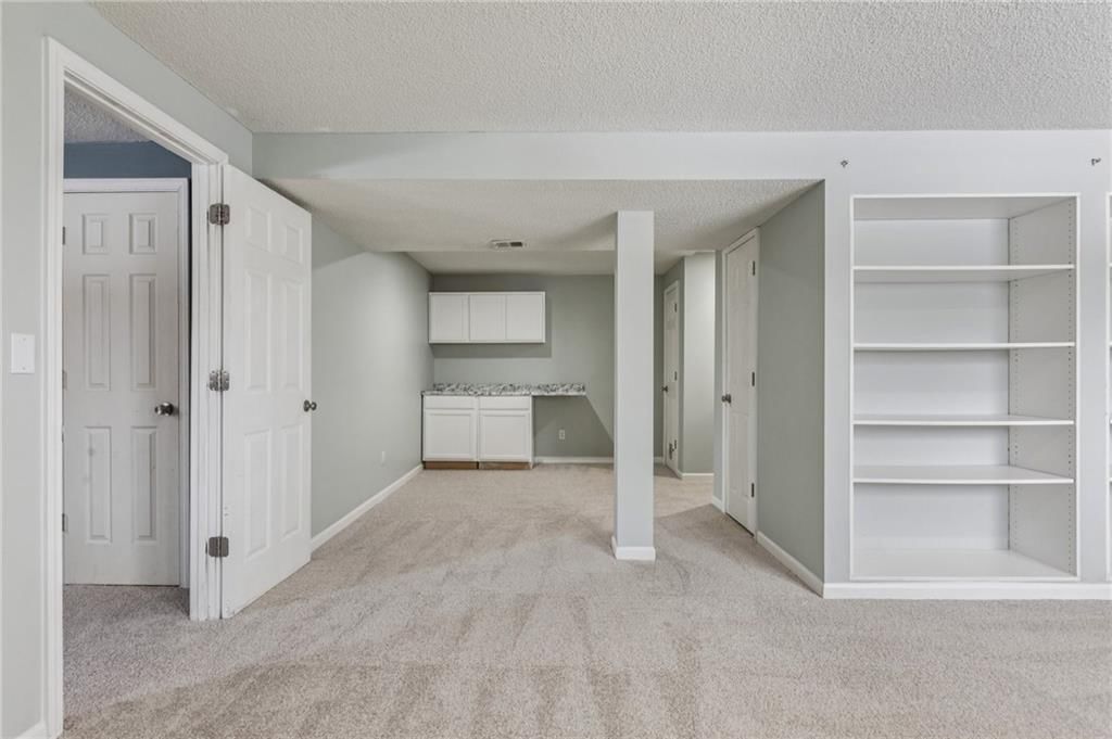 12118 S Monroe Street — photo 31