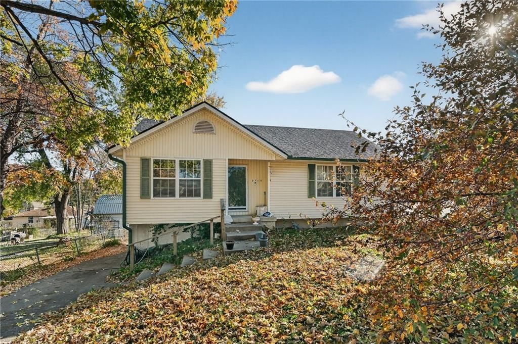 3715 N Euclid Avenue — photo 10