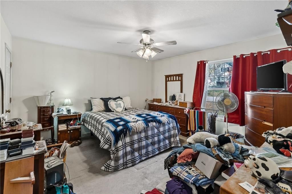 3715 N Euclid Avenue — photo 20
