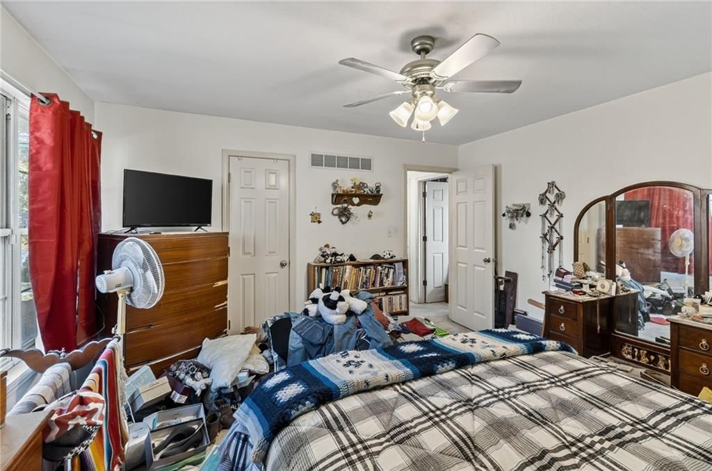 3715 N Euclid Avenue — photo 22