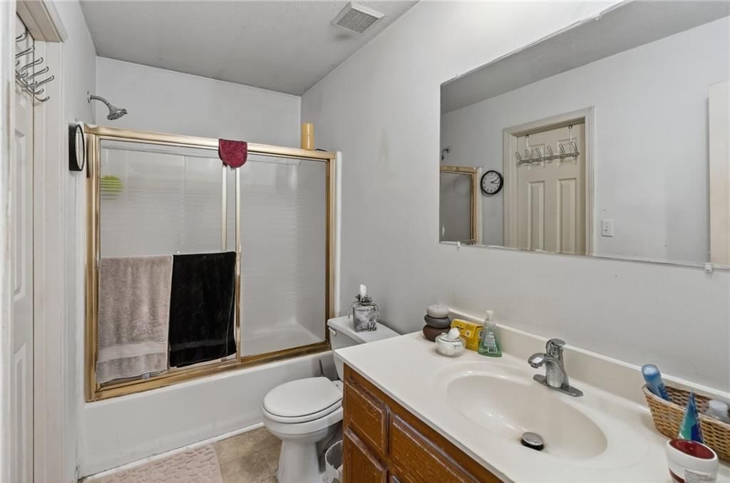 3715 N Euclid Avenue — photo 23