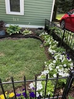 402 N Leonard Street — photo 4