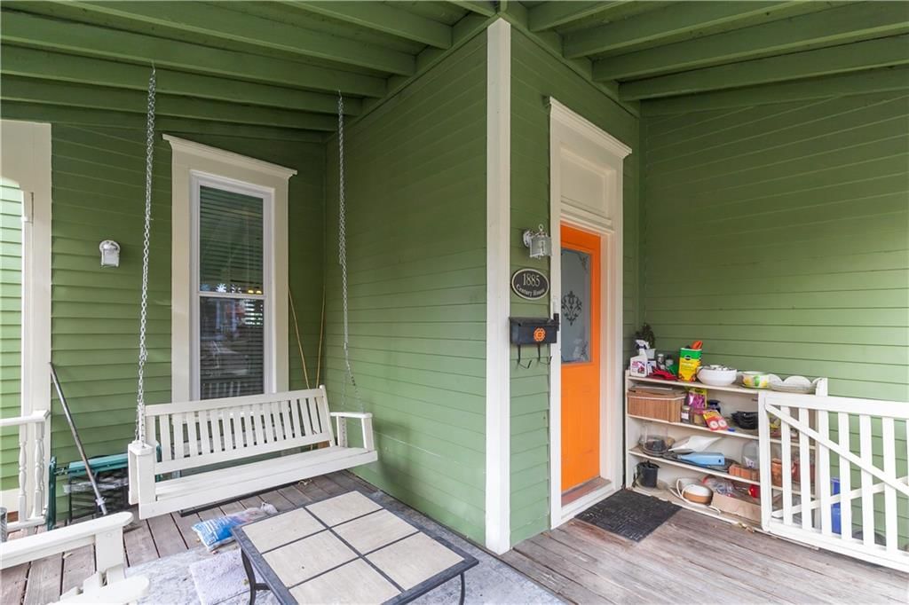 402 N Leonard Street — photo 10