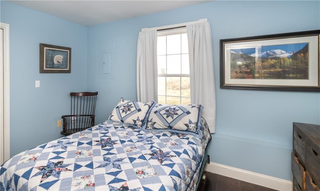 402 N Leonard Street — photo 32