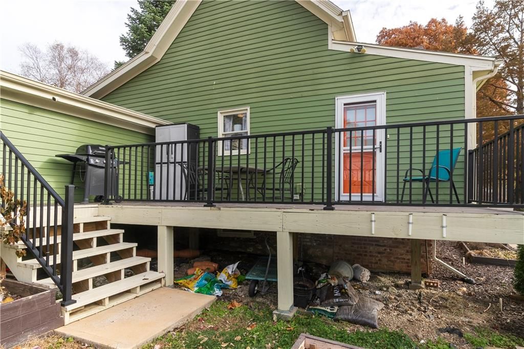 402 N Leonard Street — photo 49