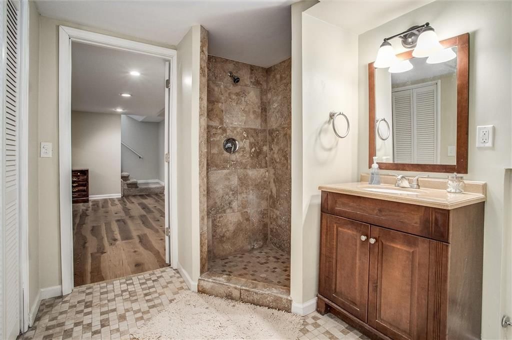 8004 Jarboe Street — photo 20