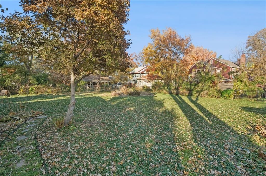 810 W Waldo Avenue — photo 40