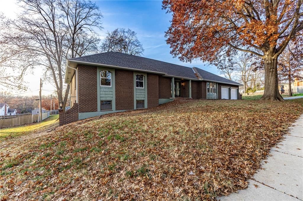 3500 S Delaware Avenue — photo 3
