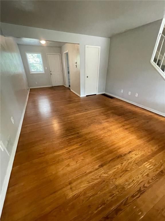 1413 N Main Street — photo 7