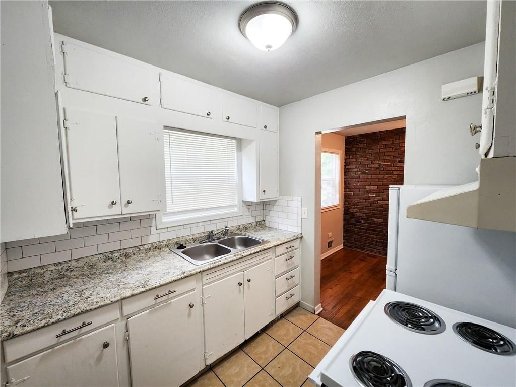 1413 N Main Street — photo 13