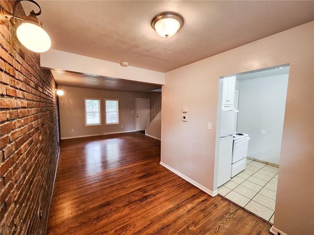 1413 N Main Street — photo 16