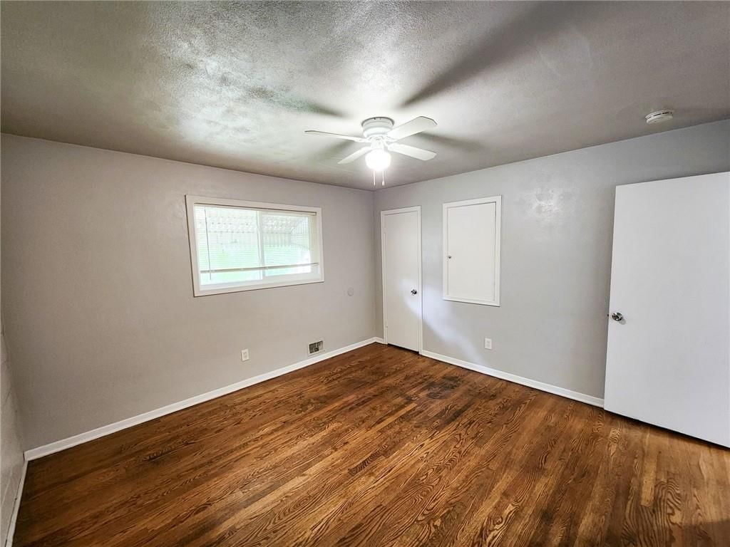 1413 N Main Street — photo 18