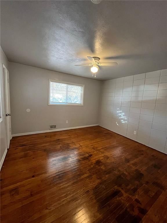 1413 N Main Street — photo 33
