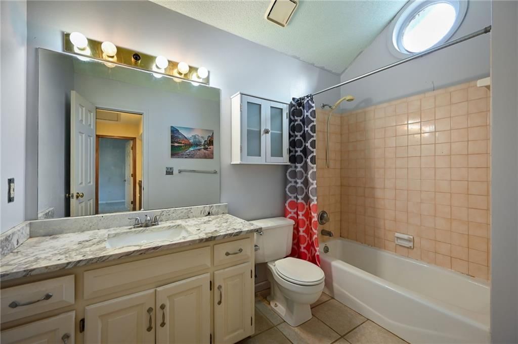 2201 SW 14th Street — photo 18