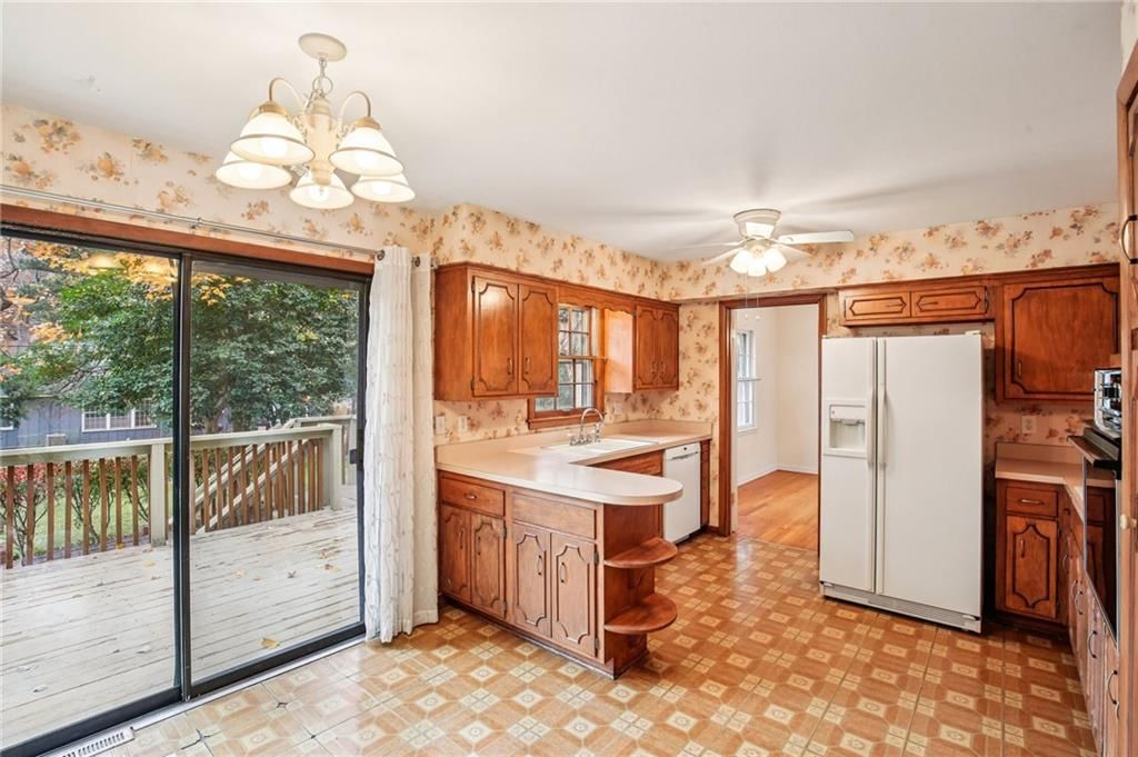 4825 W 81st Street — photo 13