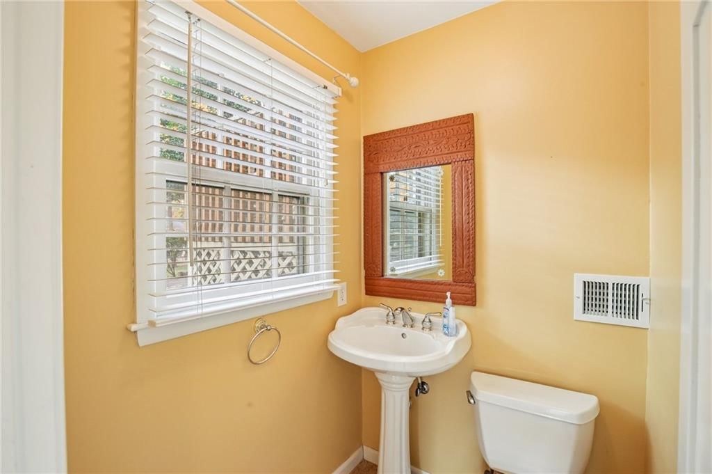 4825 W 81st Street — photo 32