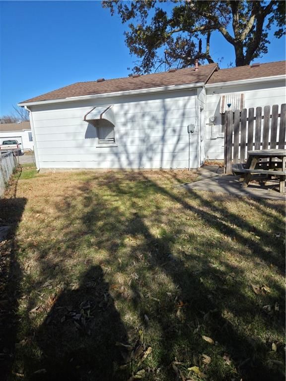 1711 Lockhart Lane — photo 4