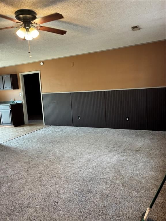 216 E Jackson Street — photo 4