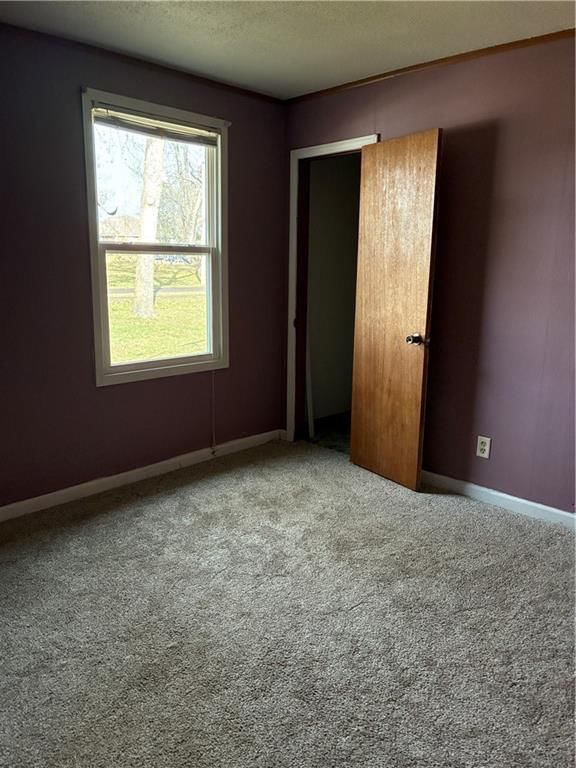216 E Jackson Street — photo 9