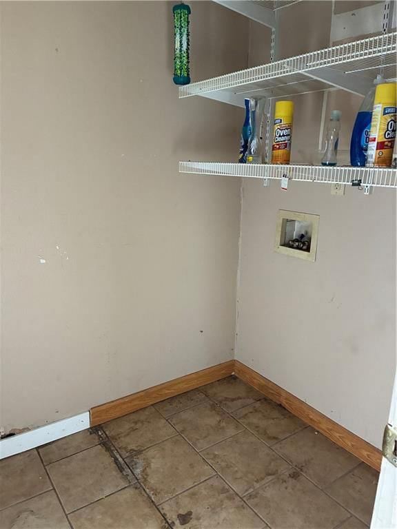 216 E Jackson Street — photo 15