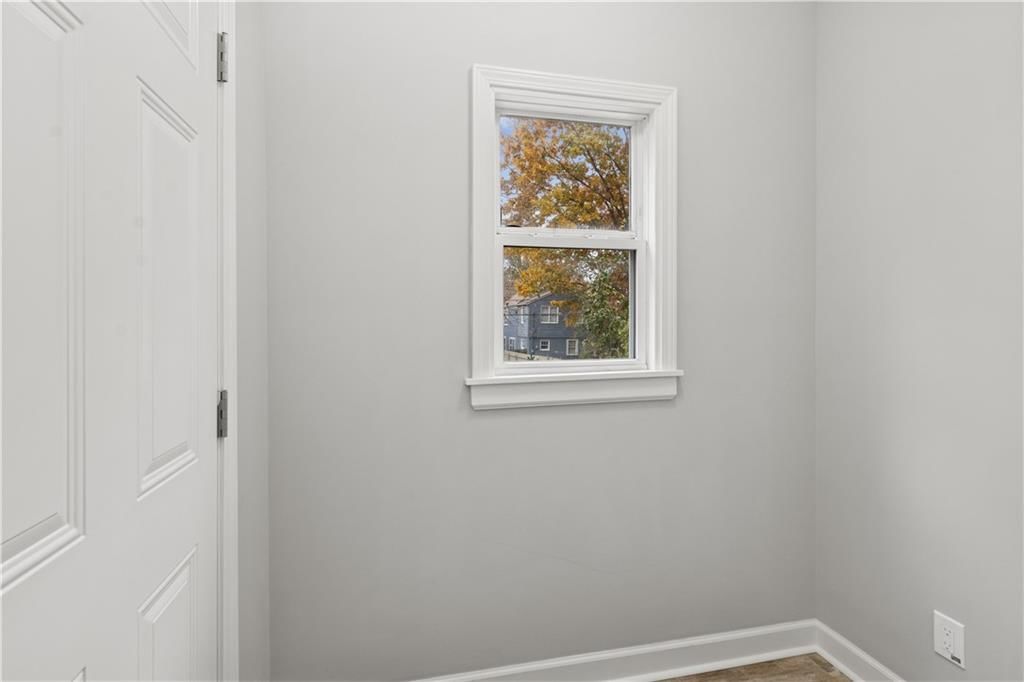 507 E 61 Street — photo 15