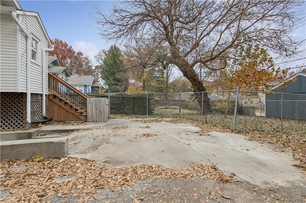 507 E 61 Street — photo 19