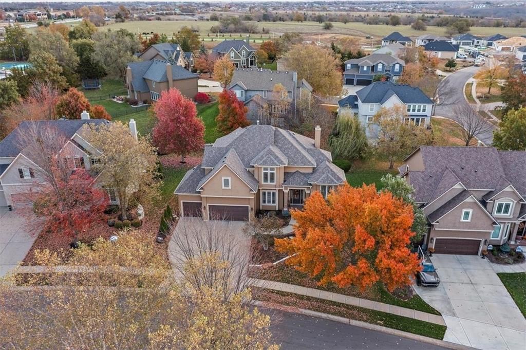11245 S Lewis Drive, Olathe, KS