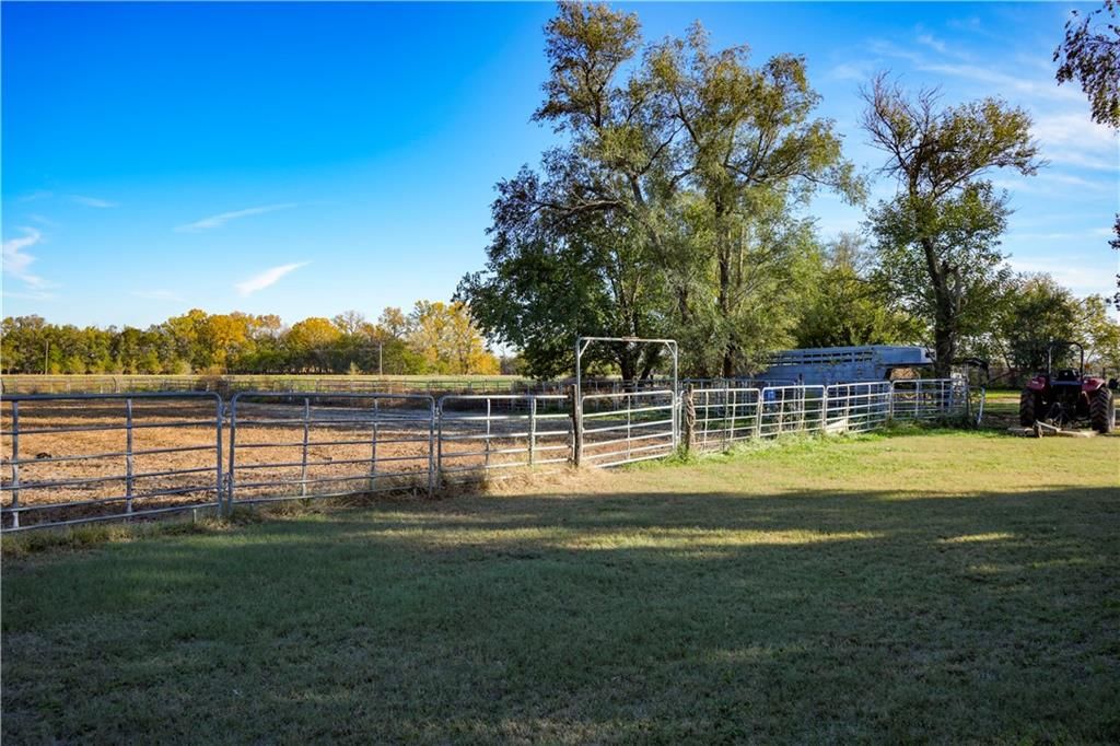 2785 E Maize Lane — photo 30