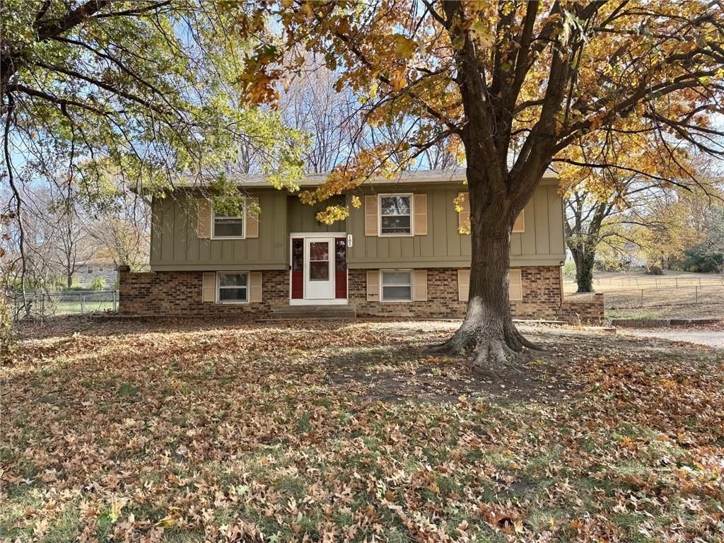 185 SE 421 Road — photo 2