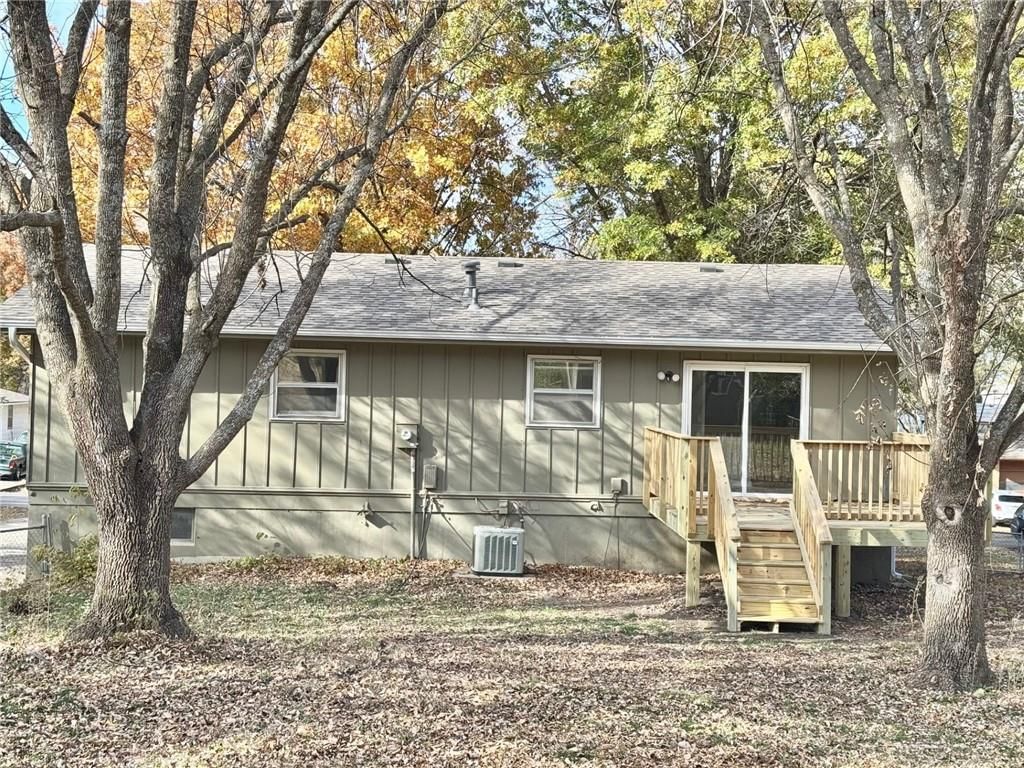 185 SE 421 Road — photo 5