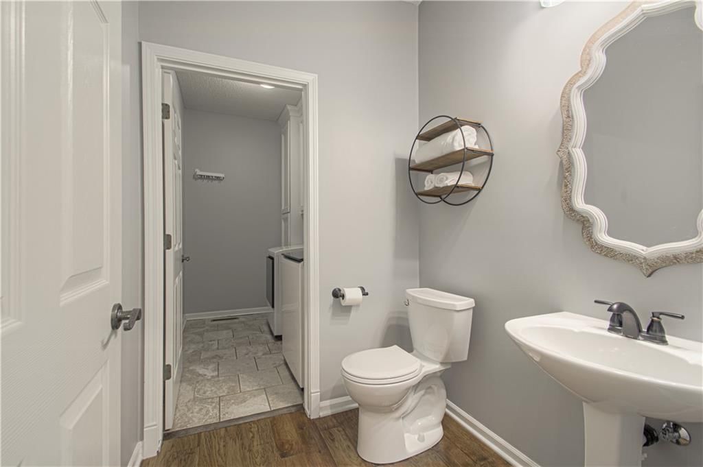 12812 KING Street — photo 16