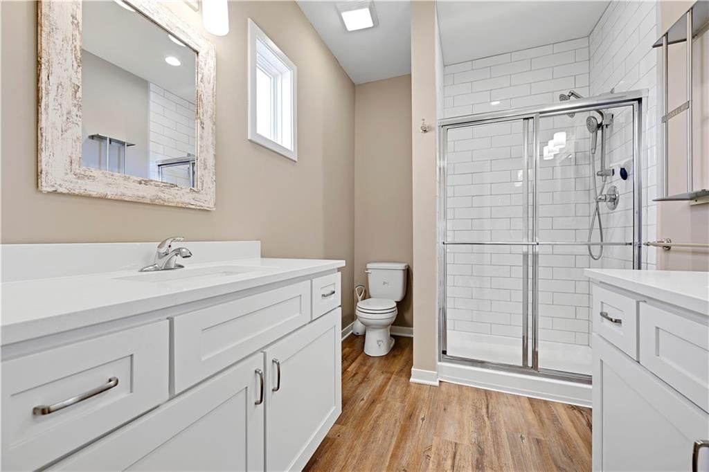 1095 N Findley Street — photo 9