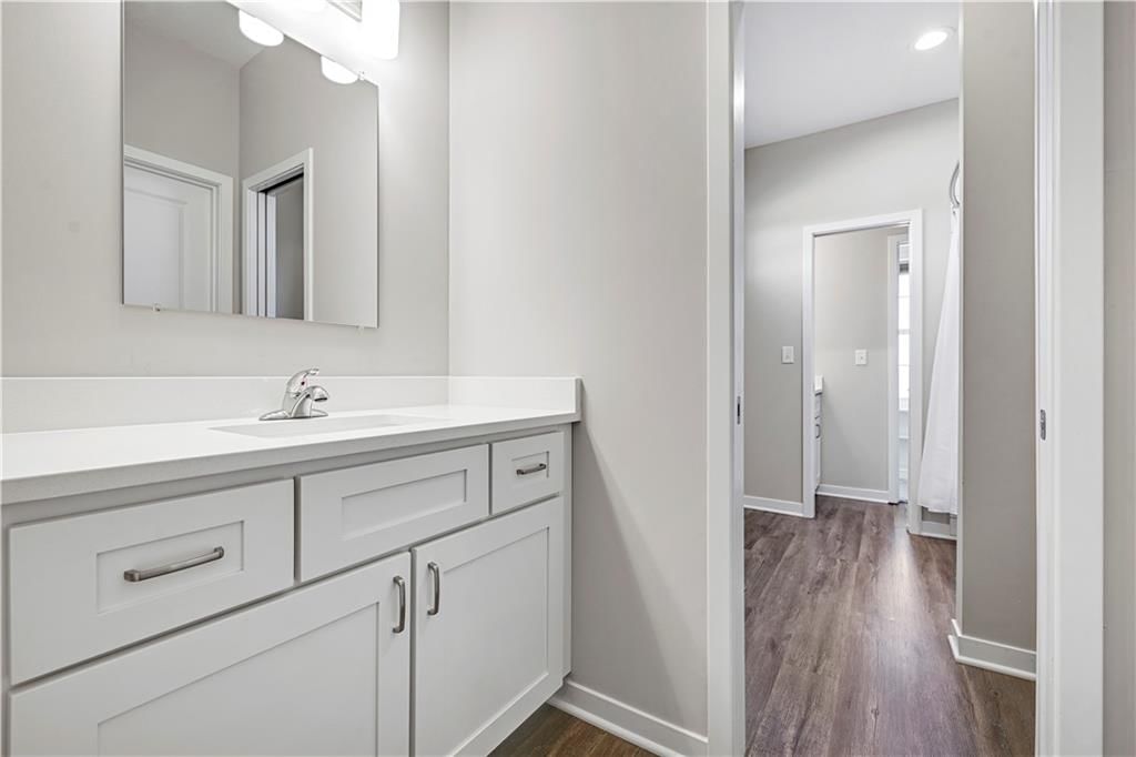 1095 N Findley Street — photo 14