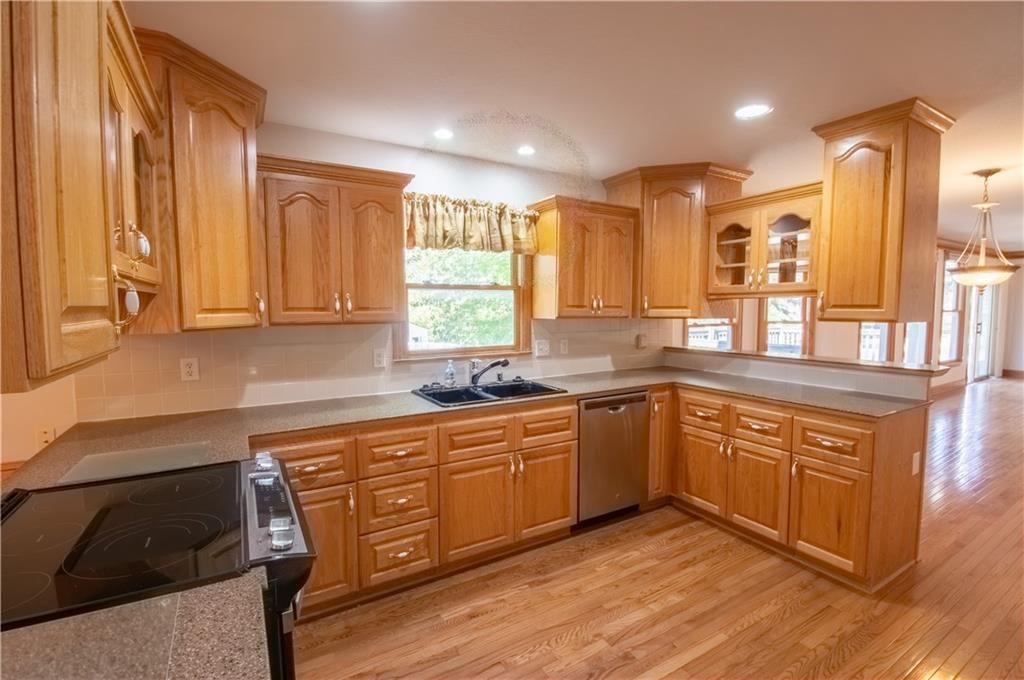 1215 Hacienda Lane — photo 19