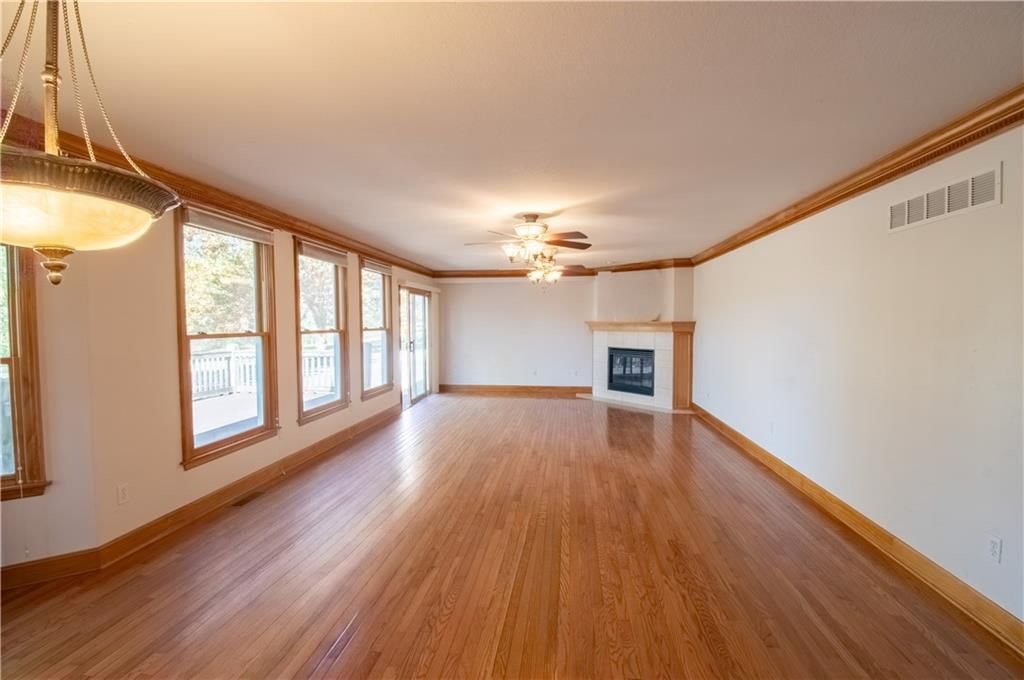 1215 Hacienda Lane — photo 23
