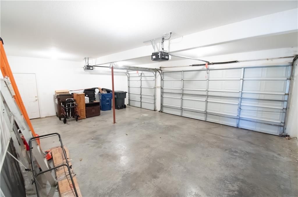1215 Hacienda Lane — photo 26