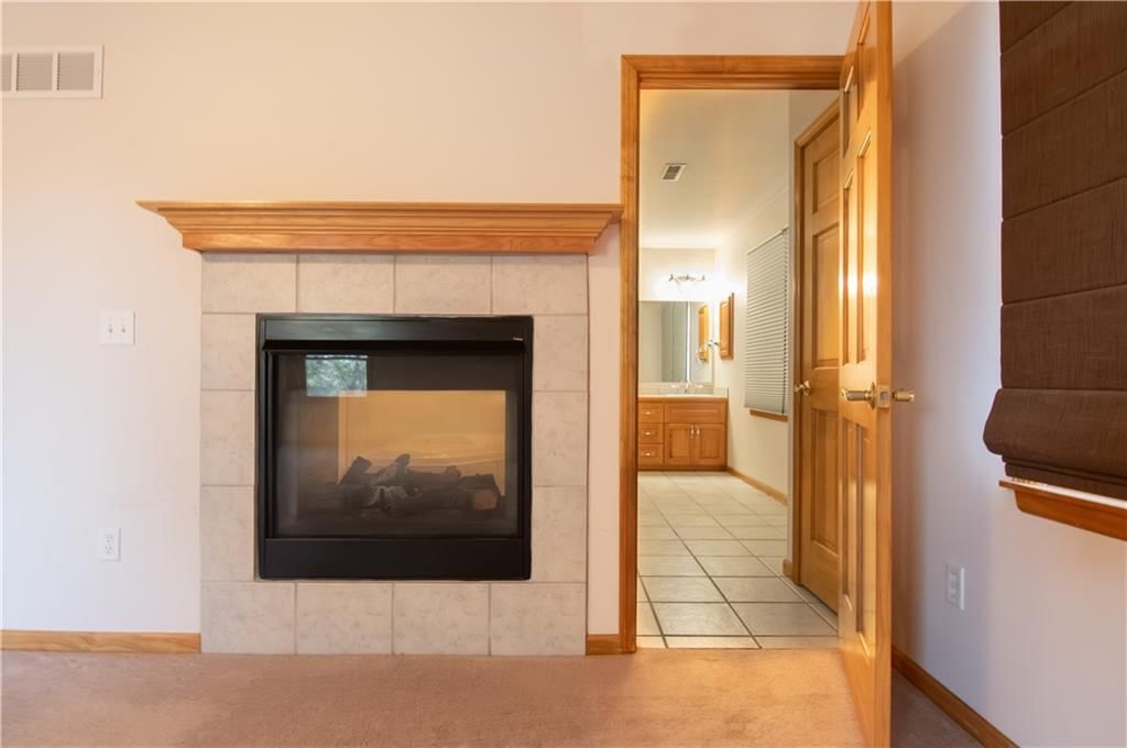 1215 Hacienda Lane — photo 33