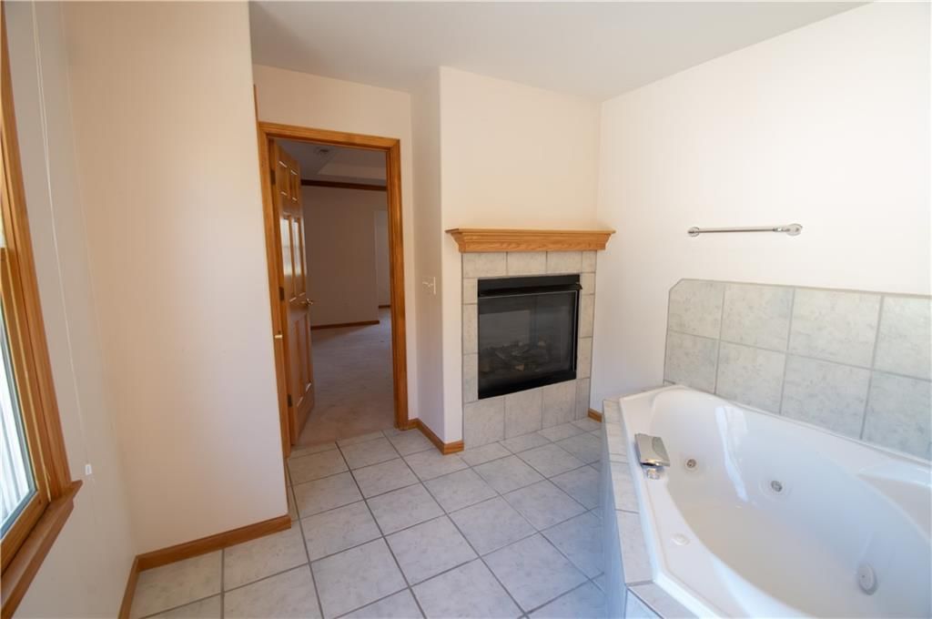 1215 Hacienda Lane — photo 36