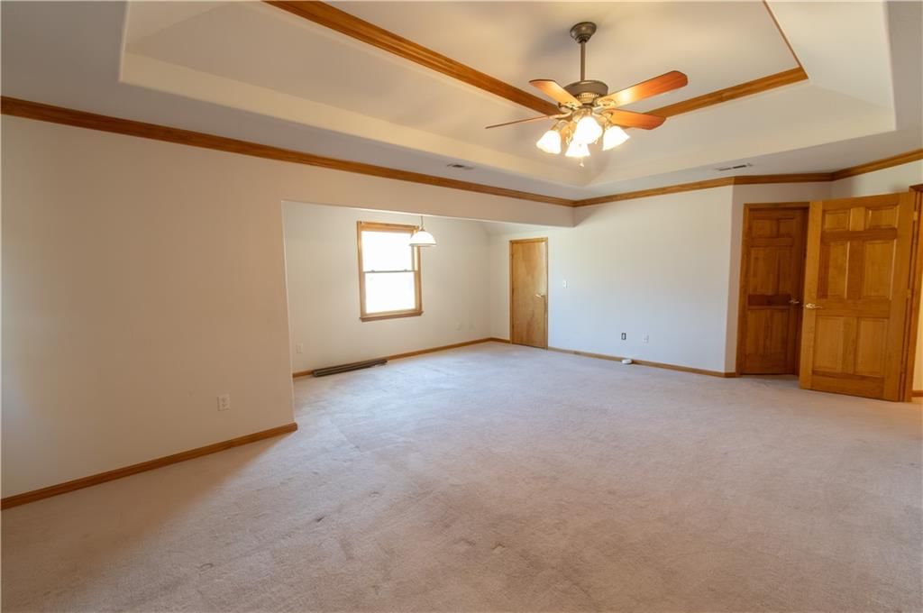1215 Hacienda Lane — photo 37