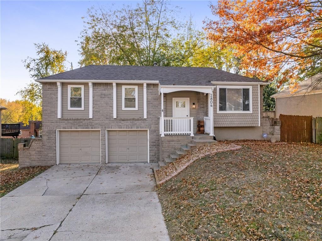 2804 NW Kingsridge Drive — photo 2