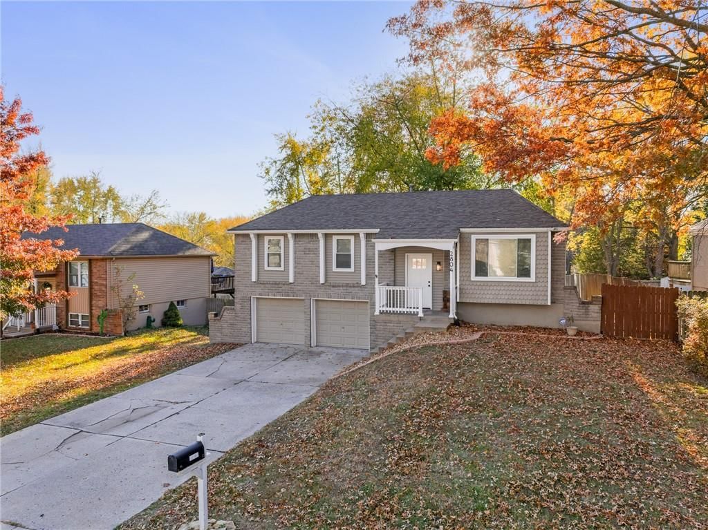 2804 NW Kingsridge Drive — photo 3
