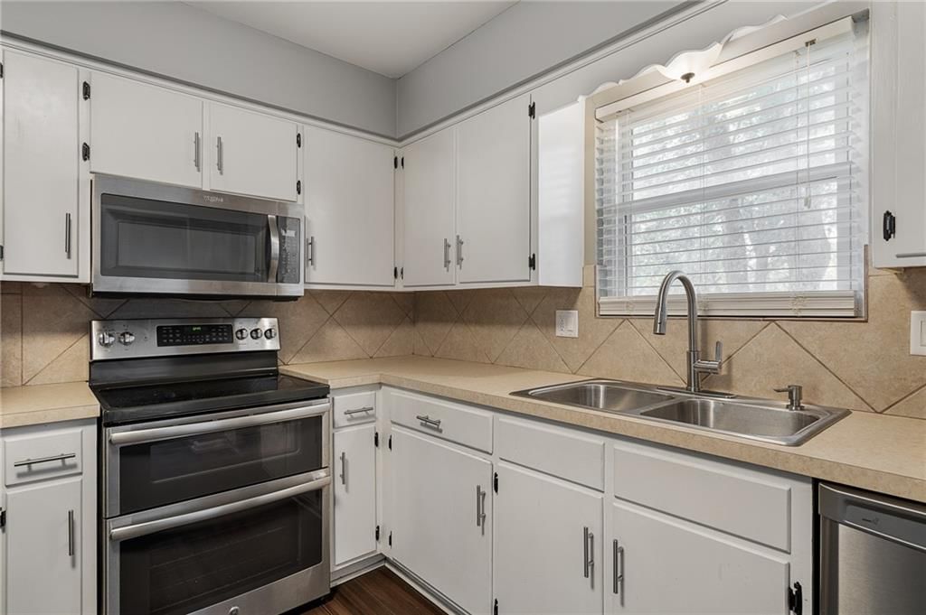 2804 NW Kingsridge Drive — photo 26